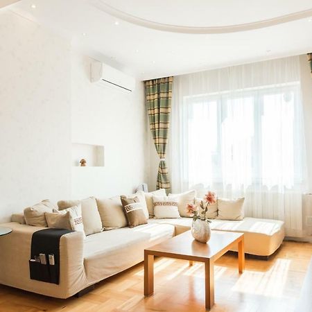 100sqm 2 bedroom, 2 bathroom Apartamento in Centro da cidade Sófia Exterior foto