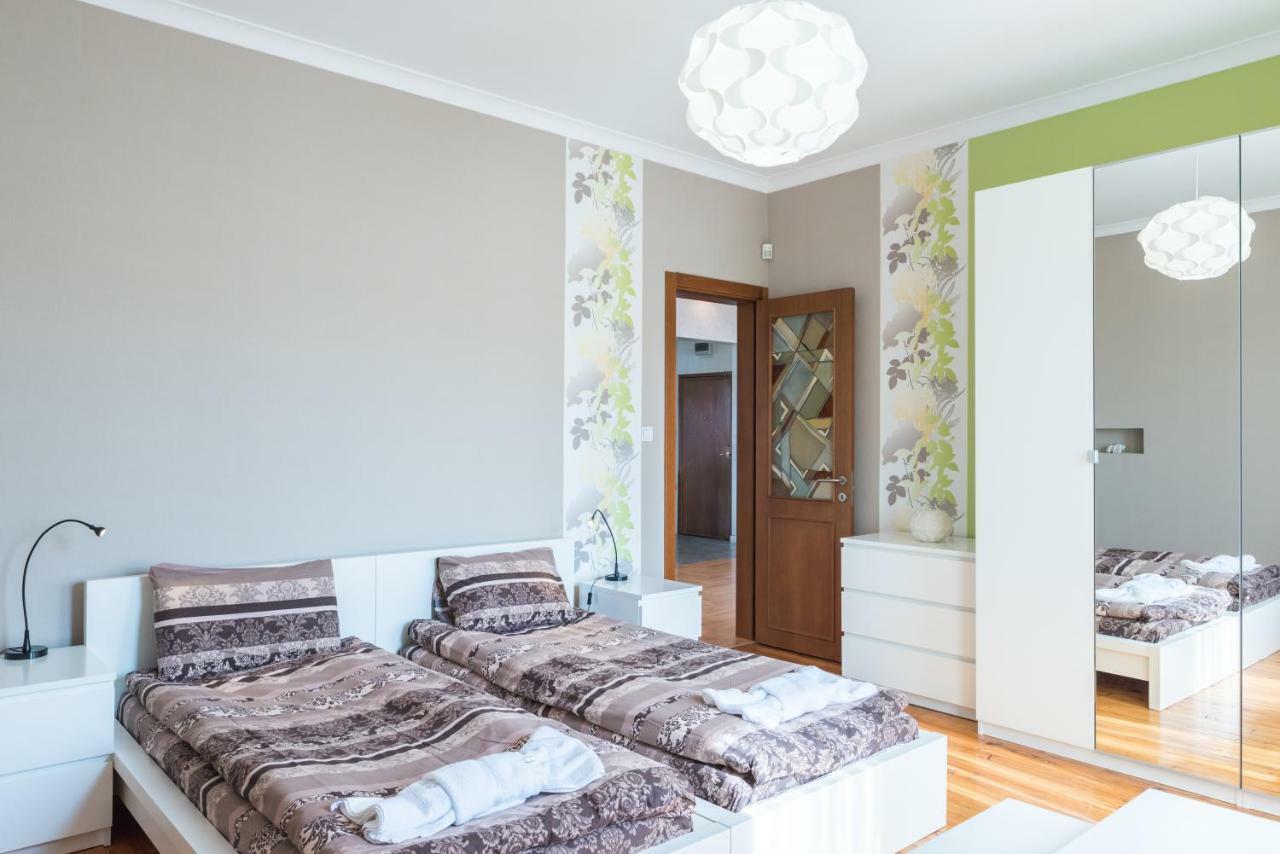 100sqm 2 bedroom, 2 bathroom Apartamento in Centro da cidade Sófia Exterior foto