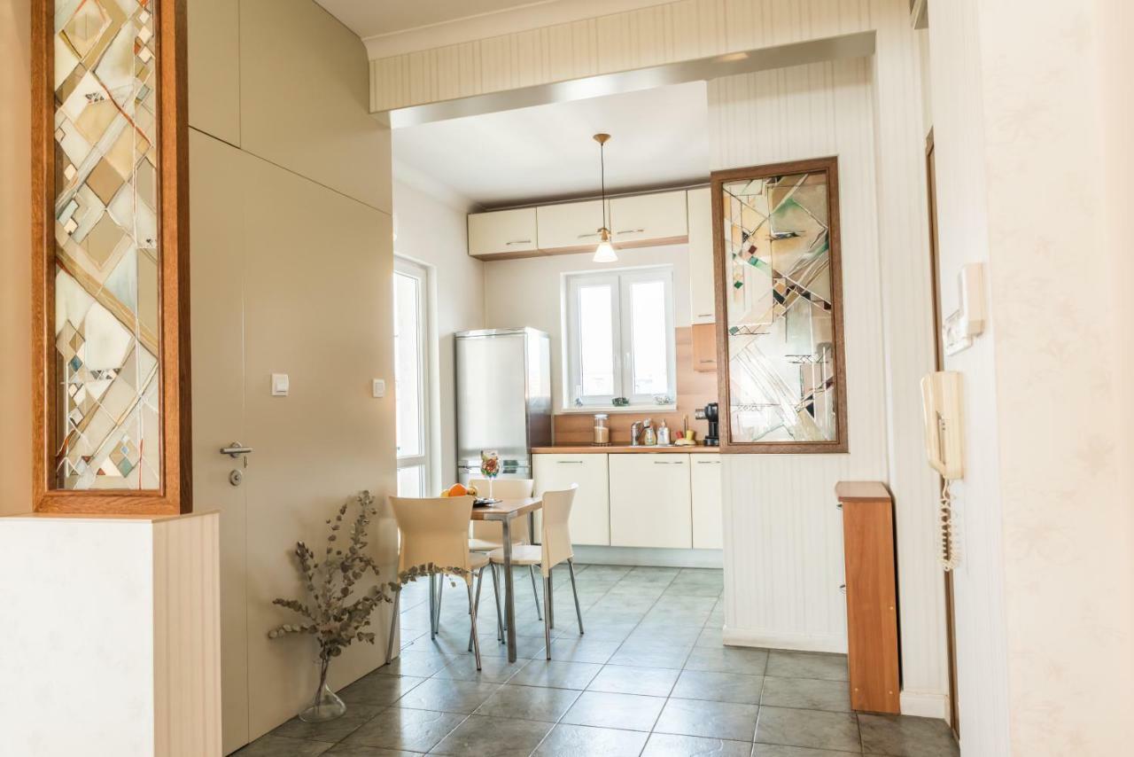 100sqm 2 bedroom, 2 bathroom Apartamento in Centro da cidade Sófia Exterior foto