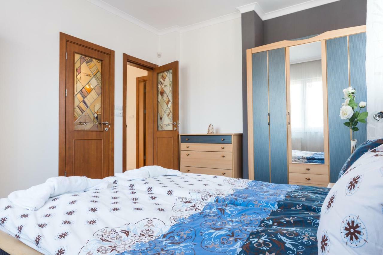 100sqm 2 bedroom, 2 bathroom Apartamento in Centro da cidade Sófia Exterior foto